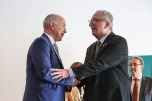 947b264f-9398-4cb9-bf3a-7ef373c63007