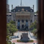 la-sede-la-gobernacion-bonaerense-prensa-diputados-ba (1)