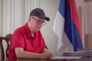 Portada-ELIMINACION-DE-114-CARGOS-DE-LA-ESTRUCTURA-PROVINCIAL